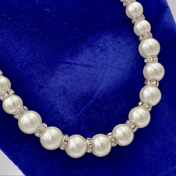 Vintage Jewelry - Vintage Channel Set Rhinestone Alternating Graduating Plastic Pearl Necklace